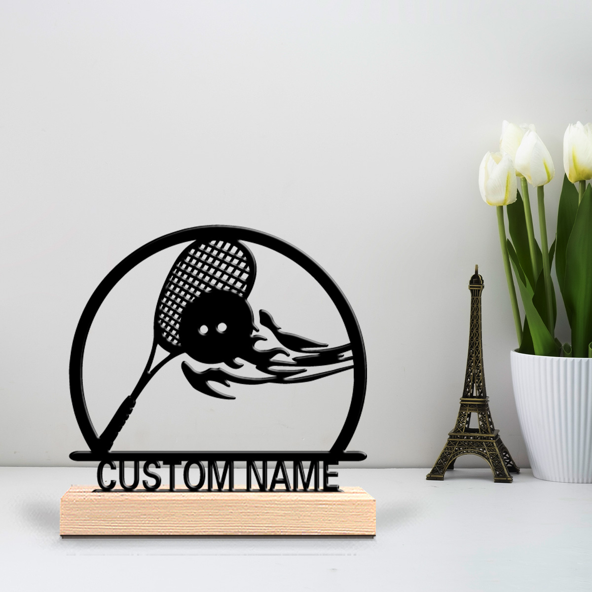 Art Craft Names - รูปปั้นโลหะรูปนักเทนนิสแฟชั่น 1 ชิ้น พร้อมฐานไม้ งานศิลปะตกแต่ง รับสลักชื่อได้